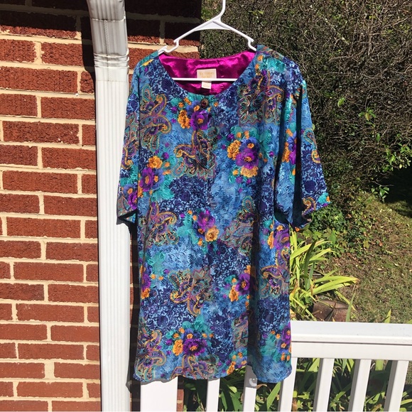 Victoria's Secret Other - Victoria’s Secret Vintage Gold Label sleep ware top